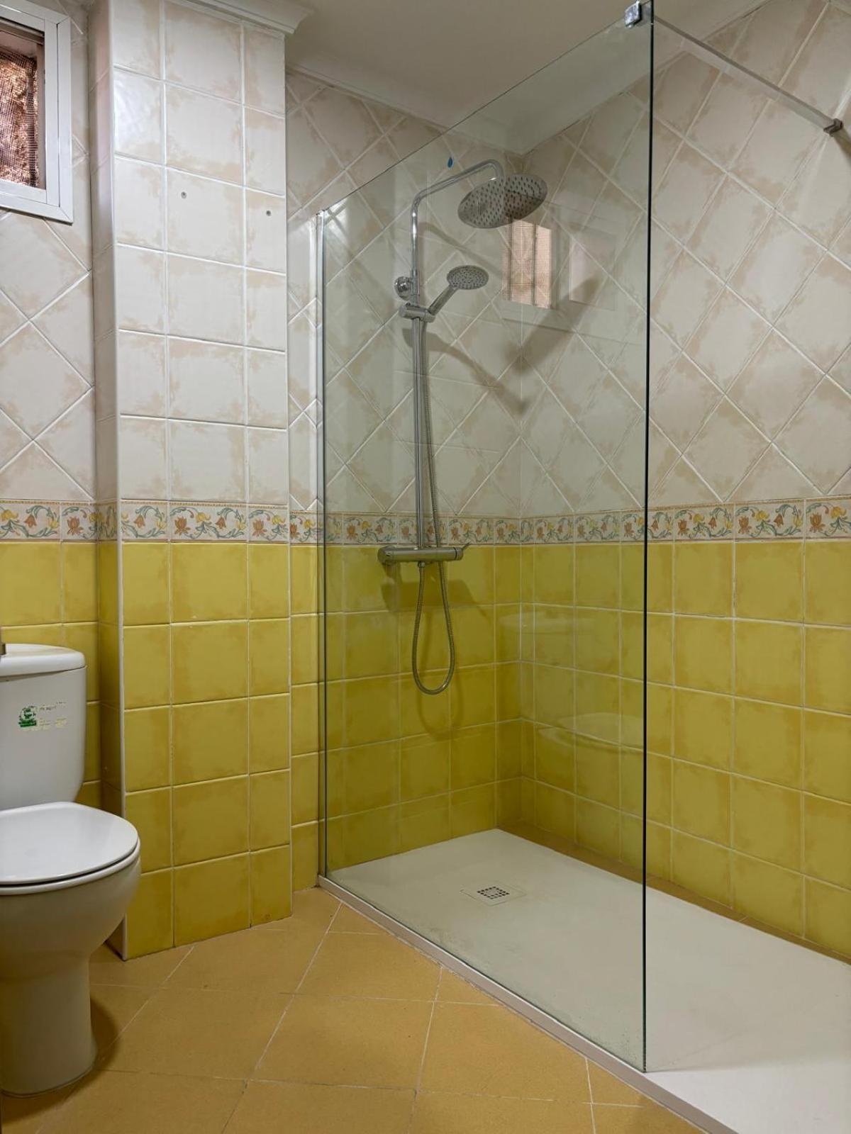Casa De Asis Apartment เมดินาซิโดเนีย ภายนอก รูปภาพ